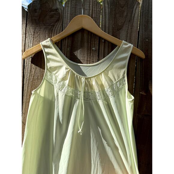 True Vintage Pistachio Slip Dress (1970s) / Nightgown - Picture 3 of 10
